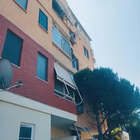 Apartment Ledio's Spille *